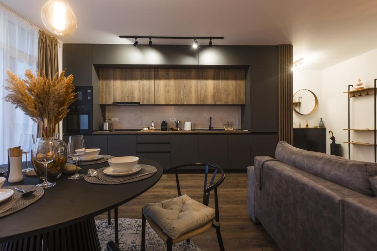 Apartment Near Iulius Mall With Balcony & Private Parking Timisoara Ngoại thất bức ảnh
