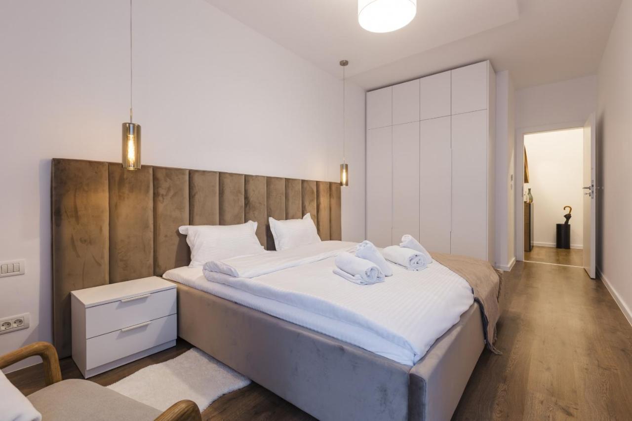 Apartment Near Iulius Mall With Balcony & Private Parking Timisoara Ngoại thất bức ảnh